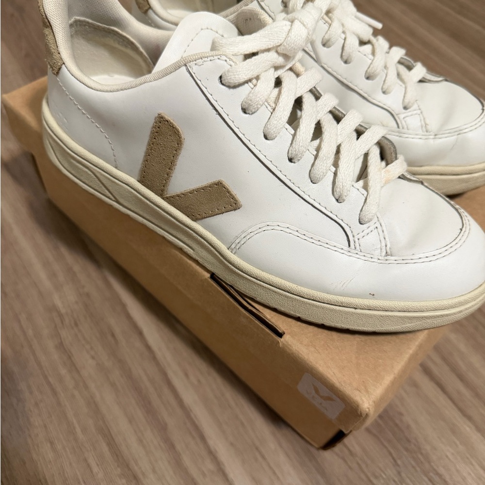 VEJA V-12 Leather Sneakers in White